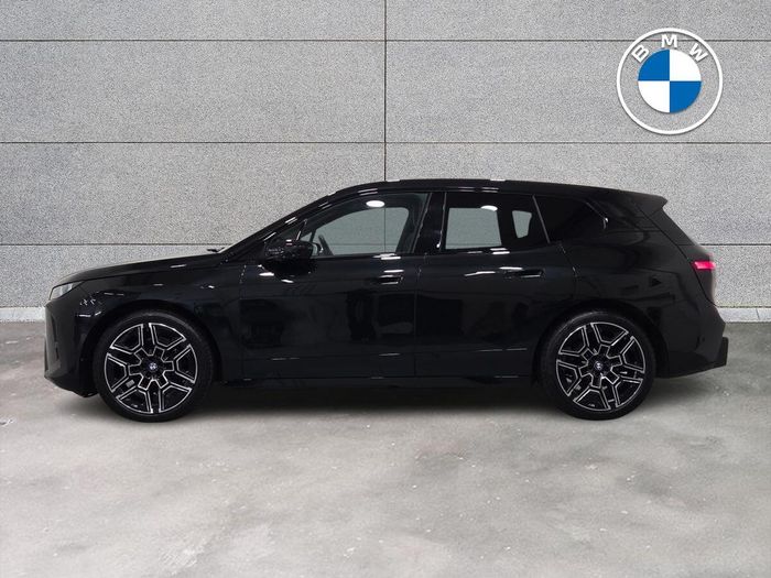 BMW IX 2025