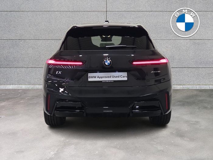 BMW IX 2025