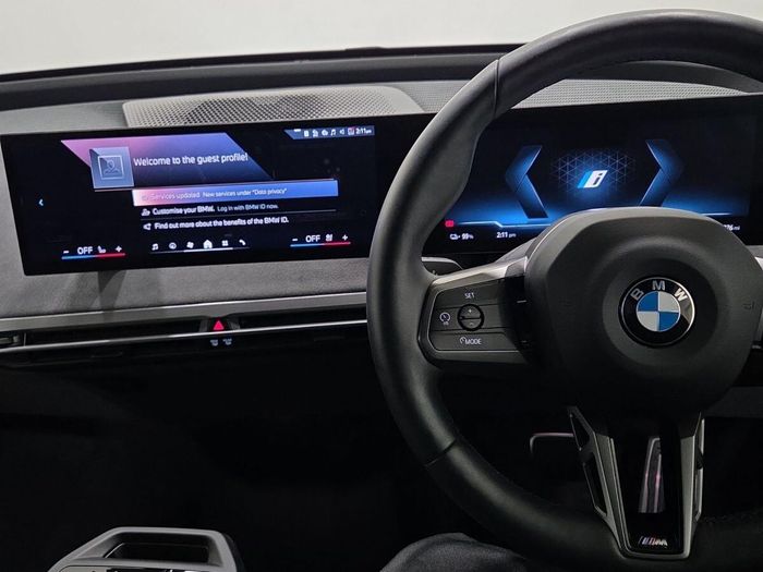 BMW IX 2025