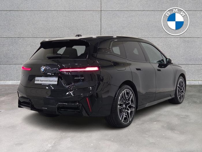 BMW IX 2025