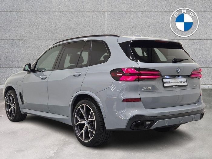 BMW X5 2025