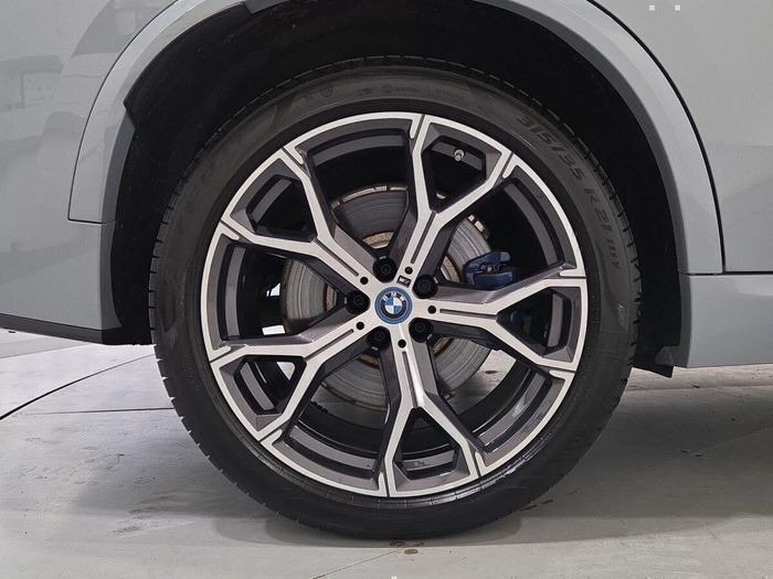 BMW X5 2025