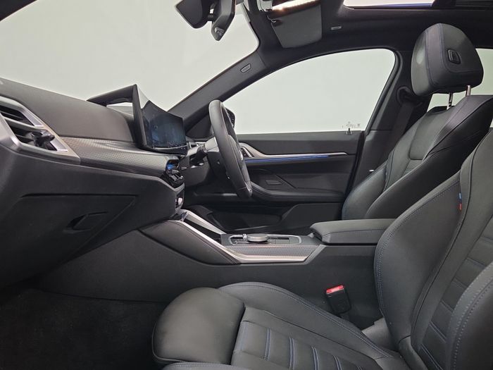 BMW i4 2025