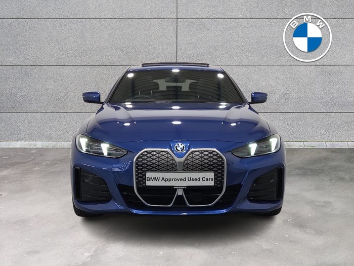 BMW i4 2025