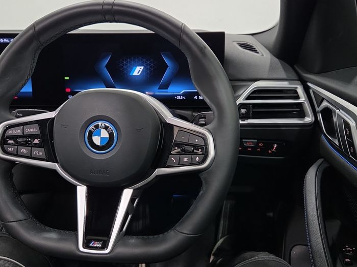 BMW i4 2025