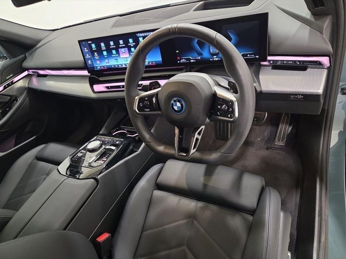 BMW 5 Series 2025