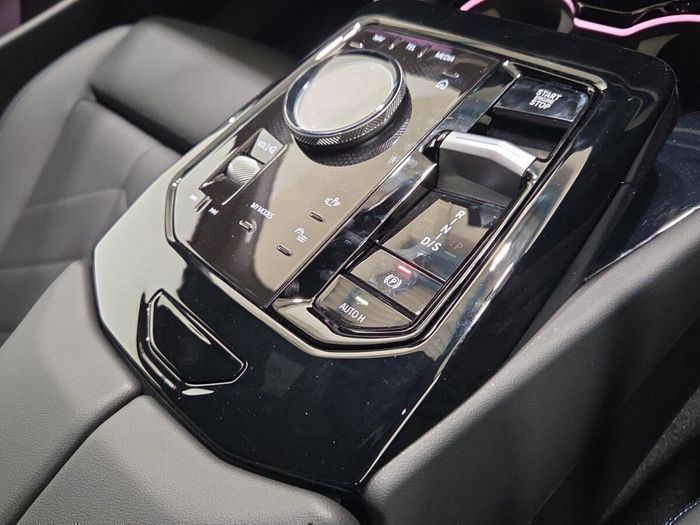 BMW 5 Series 2025