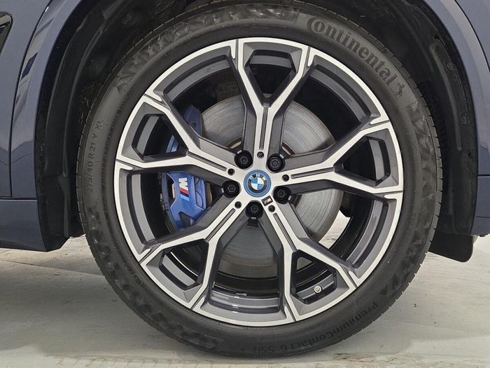 BMW X5 2025