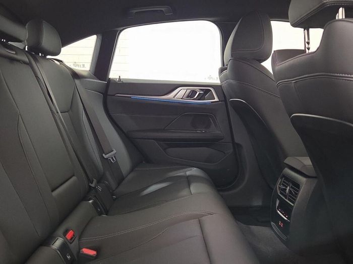 BMW i4 2025