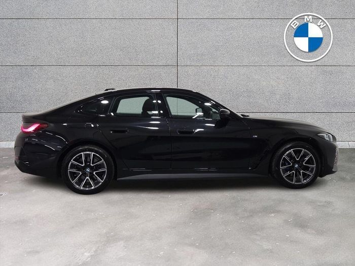 BMW i4 2025