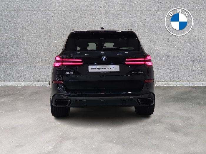 BMW X5 2024