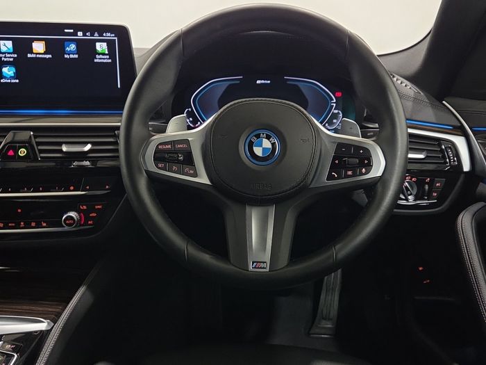 BMW 5 Series 2023