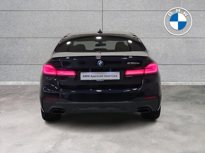 BMW 5 Series 2023