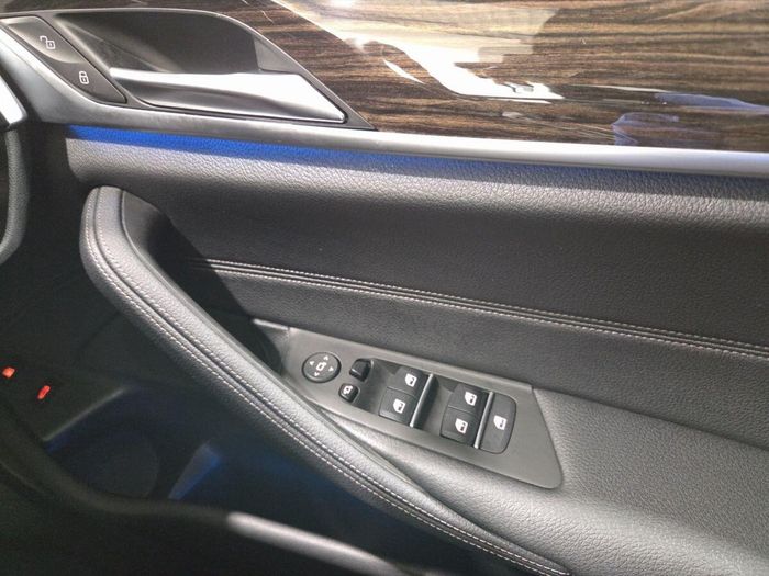 BMW 5 Series 2023