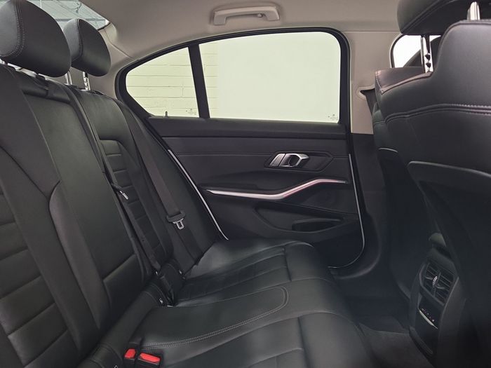 BMW 3 Series 2019
