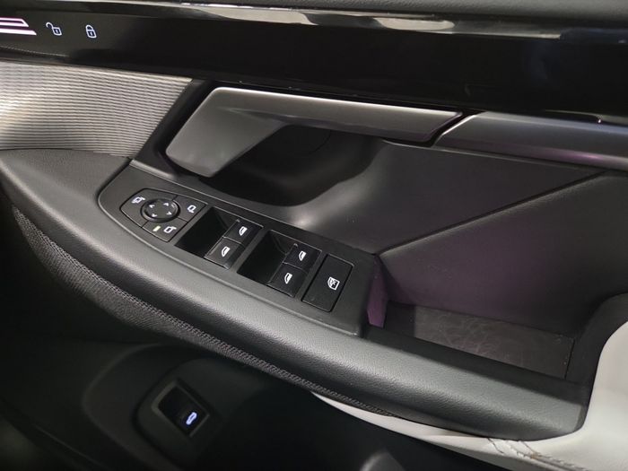 BMW 5 Series 2024