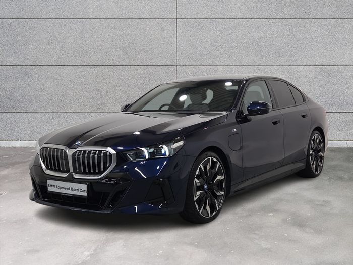 BMW 5 Series 2024
