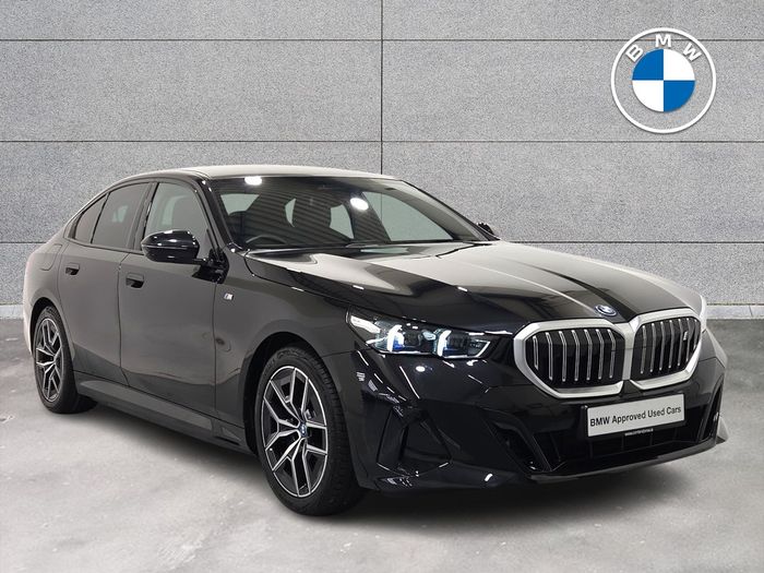 BMW i5 2025