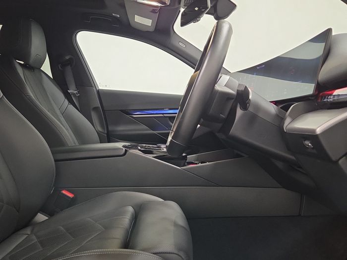BMW i5 2025