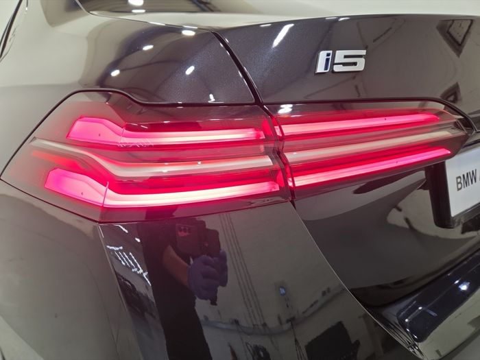 BMW i5 2025