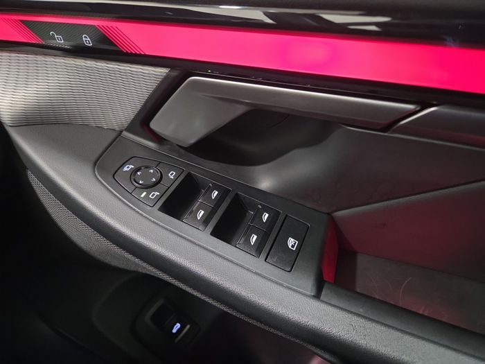 BMW i5 2025