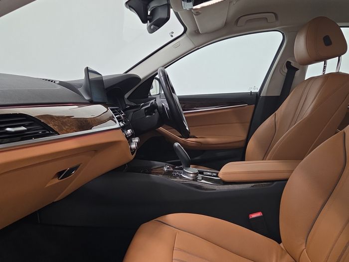 BMW 5 Series 2020