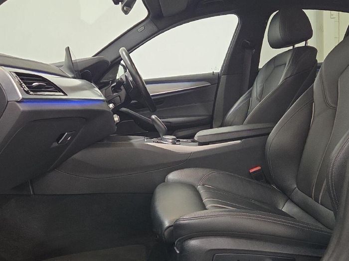 BMW 5 Series 2019