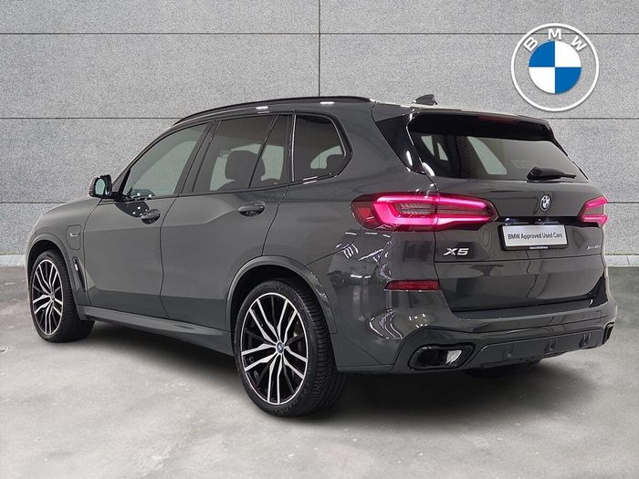 BMW X5 2022