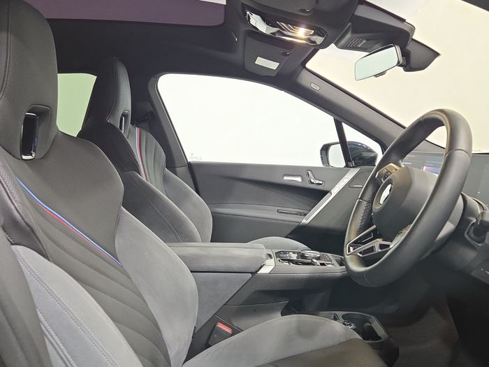 BMW IX 2026