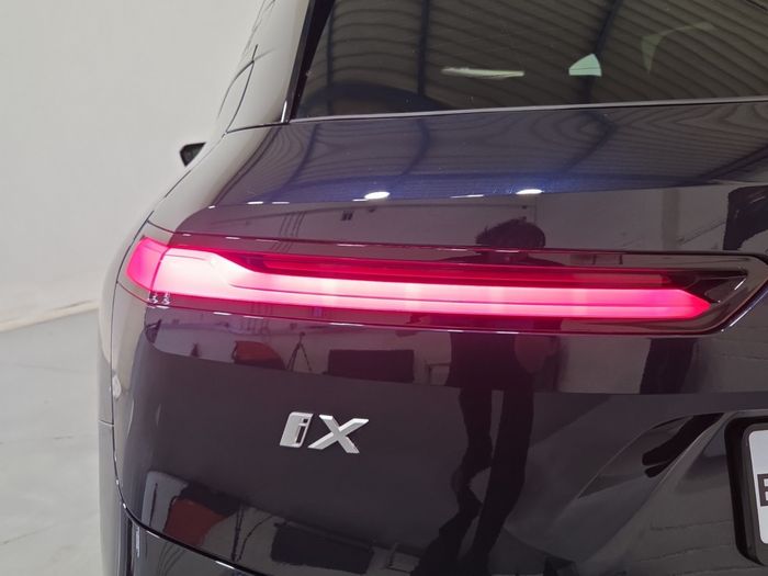 BMW IX 2026
