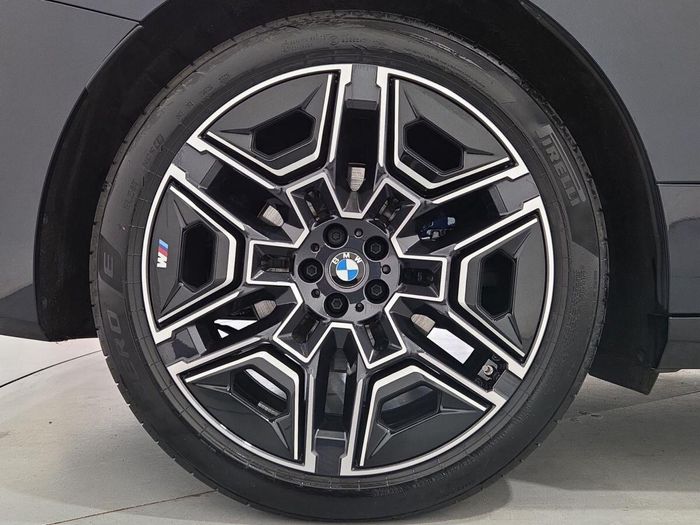 BMW IX 2026