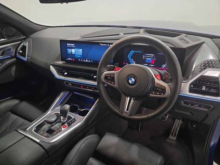 BMW XM 2025