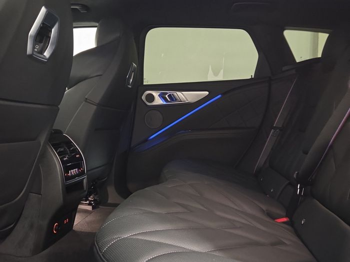 BMW XM 2025