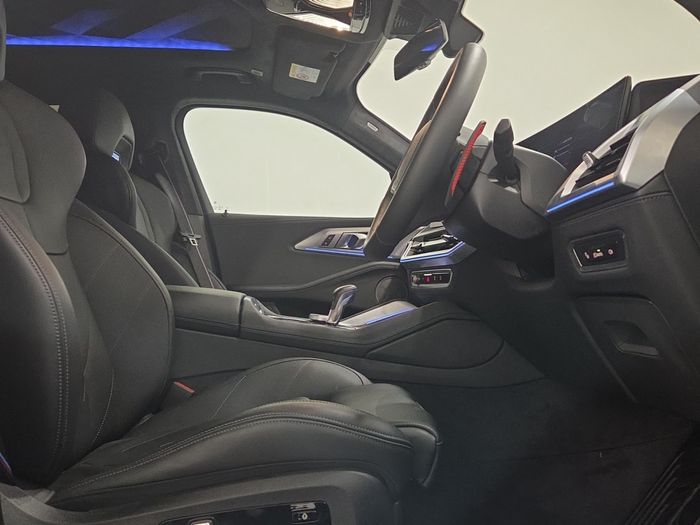 BMW XM 2025