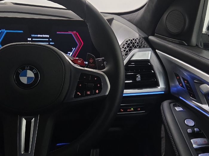 BMW XM 2025