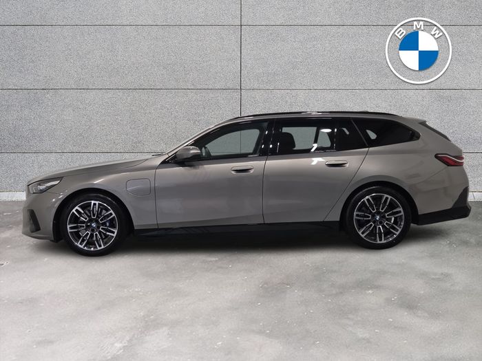 BMW 5 Series 2026