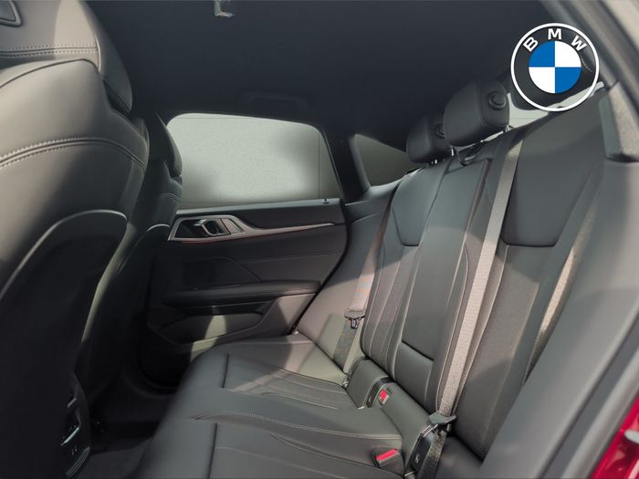 BMW i4 2026