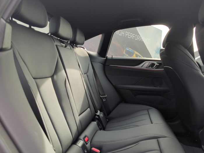 BMW i4 2026