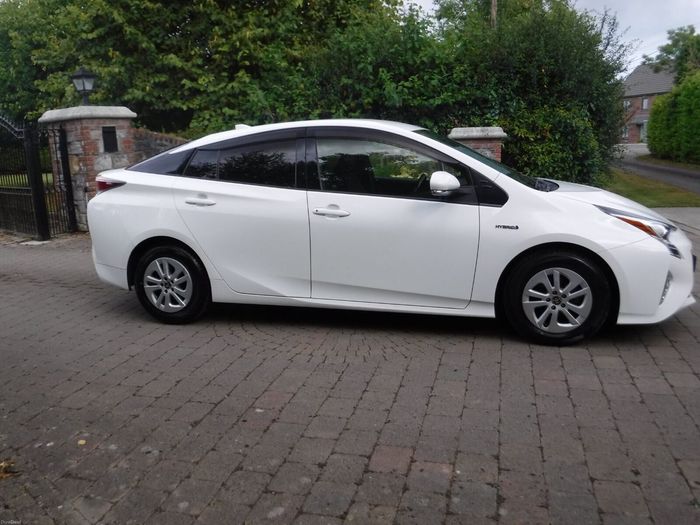 Toyota Prius 2018