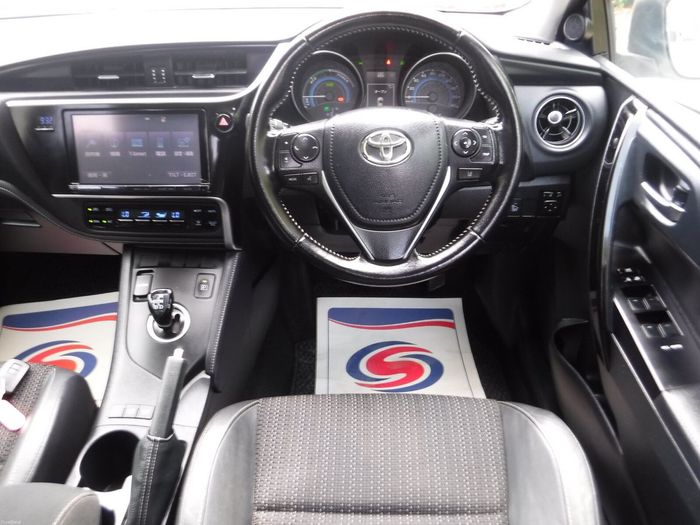 Toyota Auris 2016