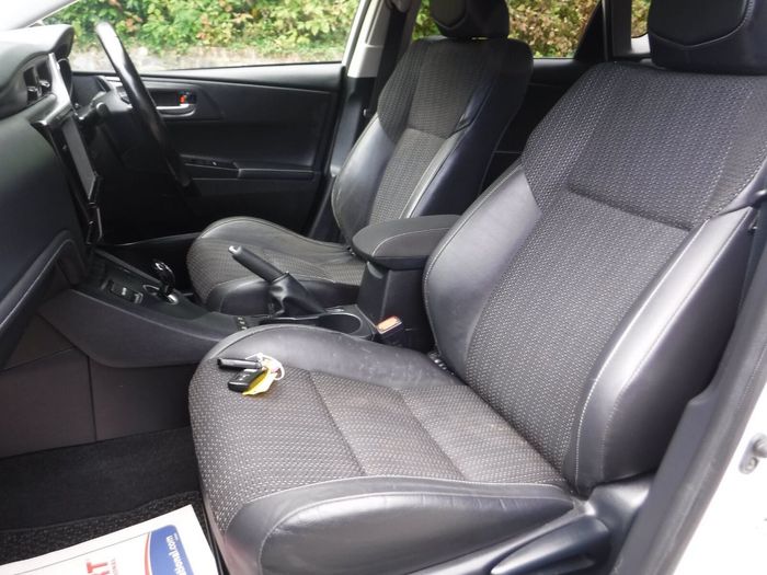 Toyota Auris 2016