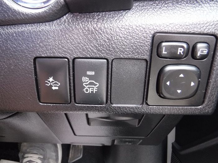 Toyota Auris 2016