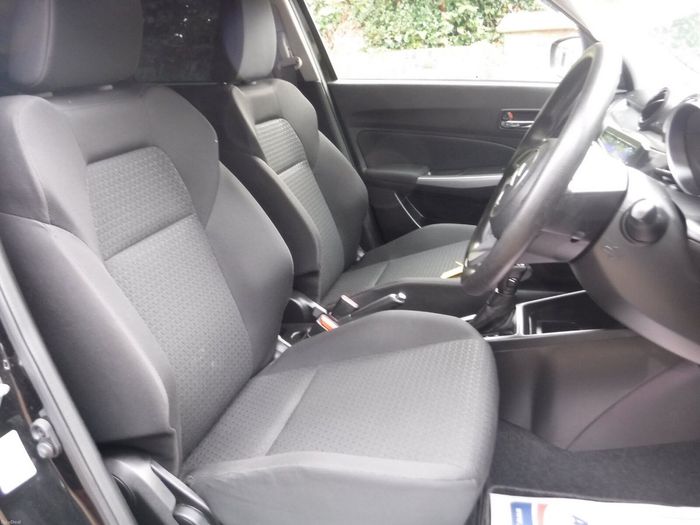 Suzuki Swift 2021