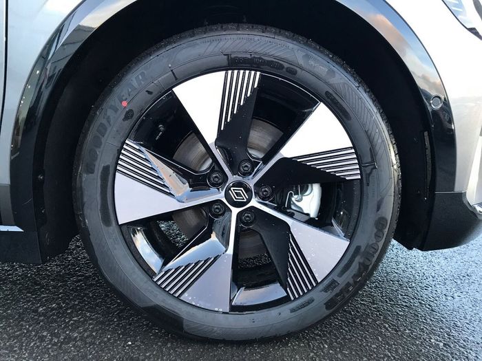 Renault Megane E-Tech 2026