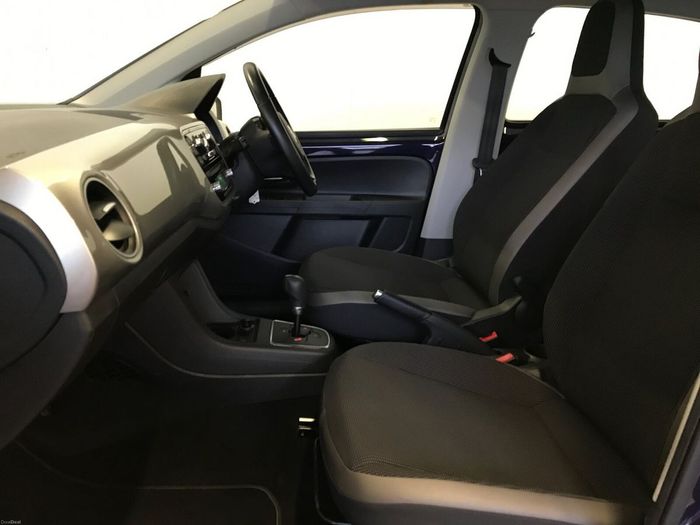 Volkswagen Up! 2016