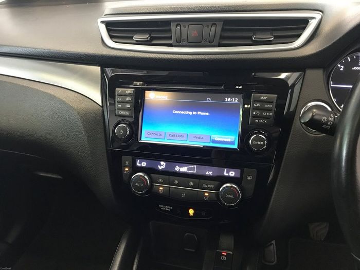 Nissan QASHQAI 2018