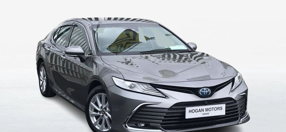 Toyota Camry 2021