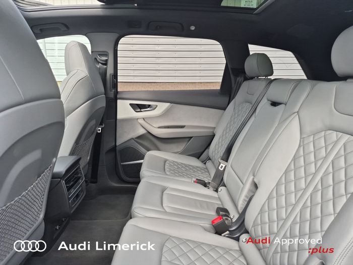 Audi Q7 2025