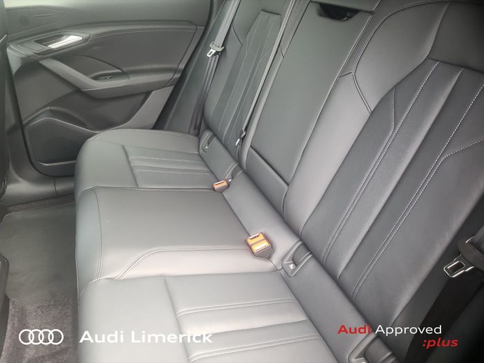 Audi Q6 e-tron 2026