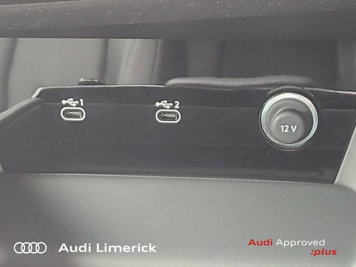 Audi Q6 e-tron 2026